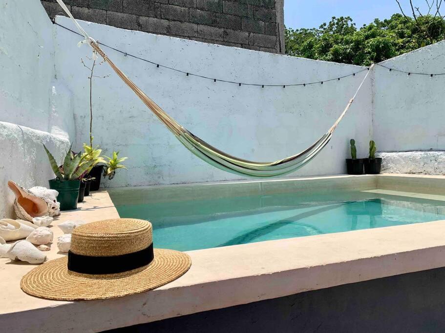 Casita Azul Colonial En El Centro De Merida. Exterior foto